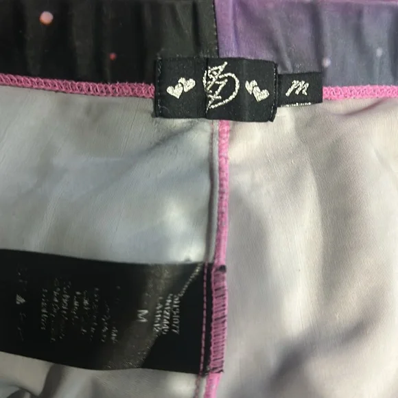 Dolphin Leggings! - Picture 4 of 5